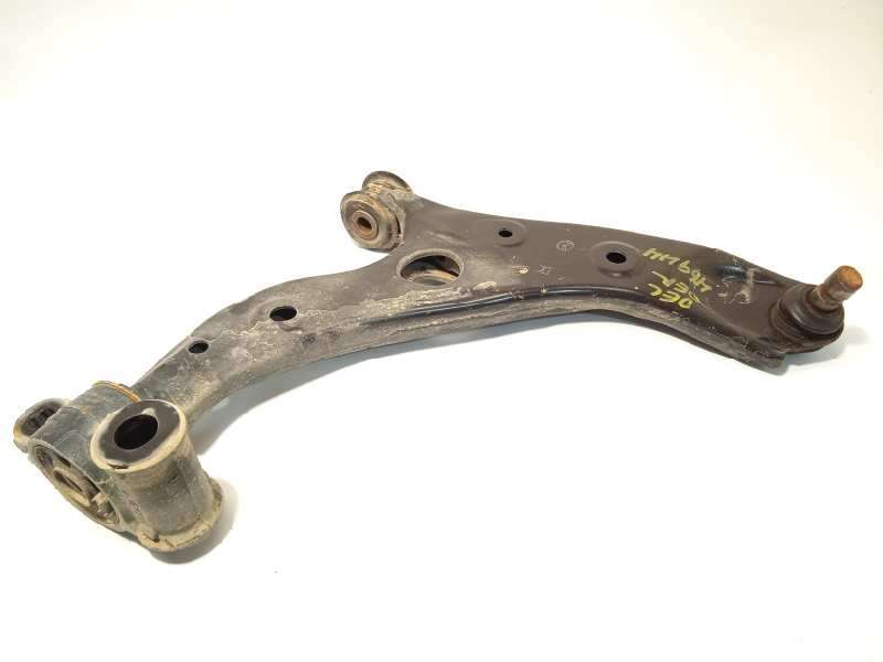 BRAZO SUSPENSION INFERIOR DELANTERO DERECHO B45A34300E 