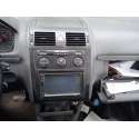 VOLKSWAGEN TOURAN (1T1, 1T2)