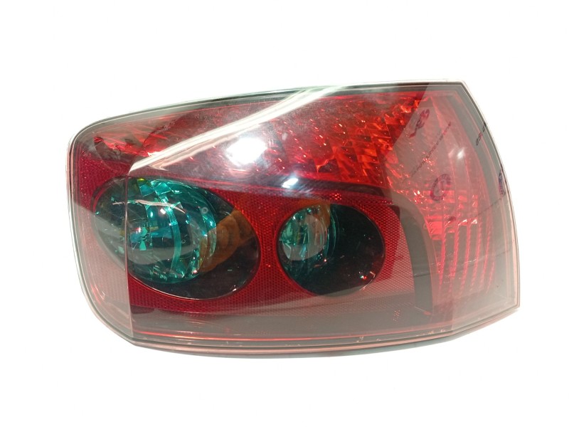 PILOTO TRASERO IZQUIERDO 9656606380 6350HP 