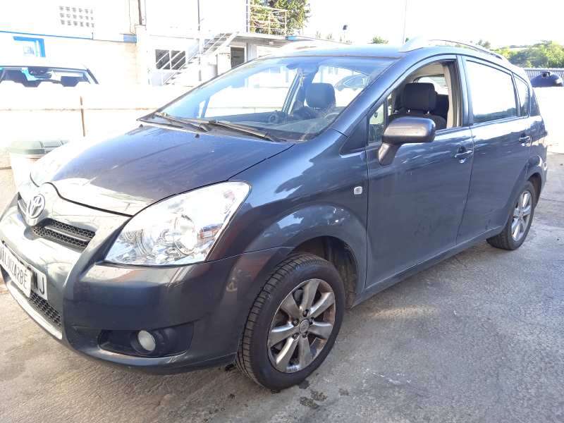 TOYOTA COROLLA VERSO (R1)