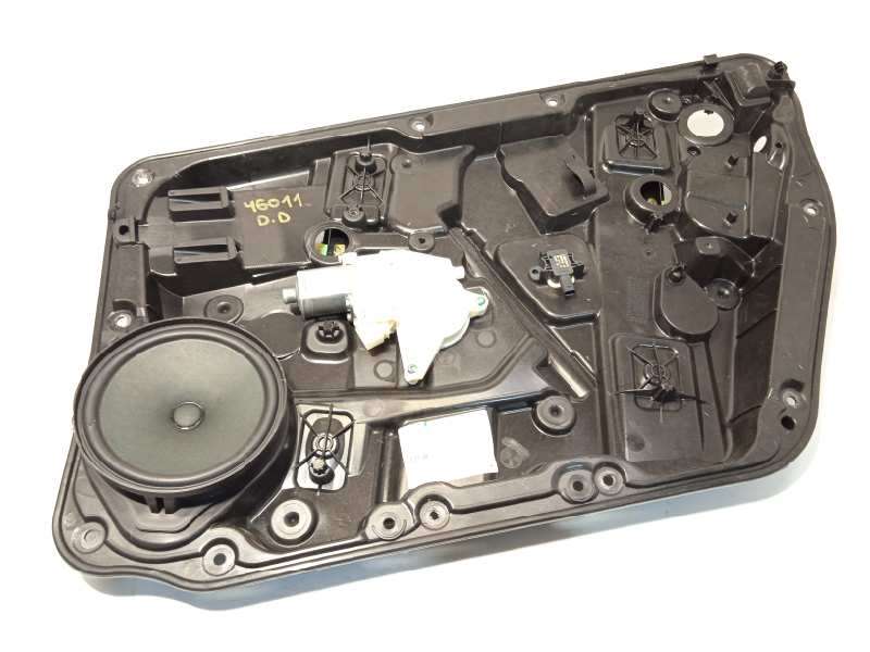 ELEVALUNAS DELANTERO DERECHO 807M05DA6A A2469065200