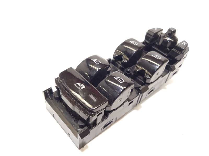 MANDO ELEVALUNAS DELANTERO IZQUIERDO 31433926 