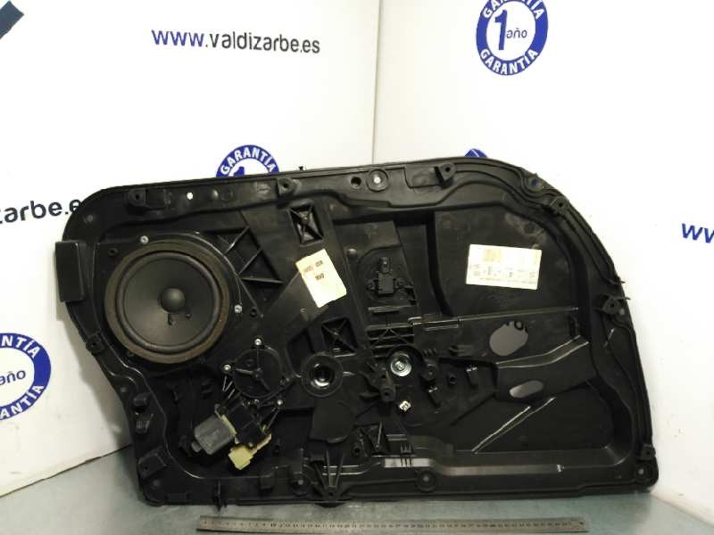 ELEVALUNAS DELANTERO IZQUIERDO 8A61A23201CR 