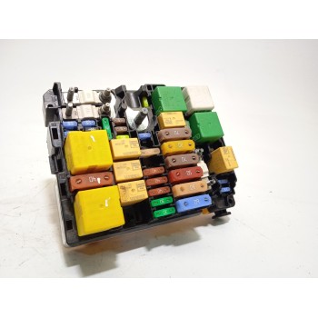 CAJA RELES / FUSIBLES 9804848580 