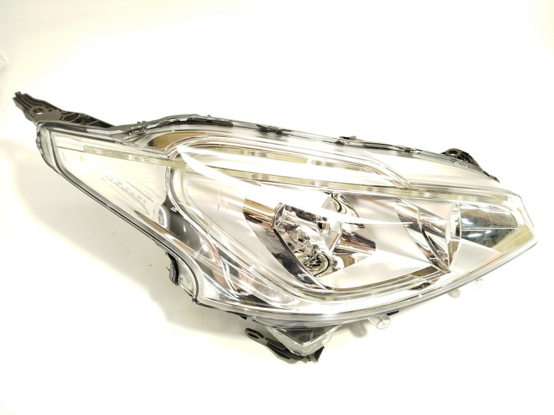 FARO DERECHO 1685351880 89907569