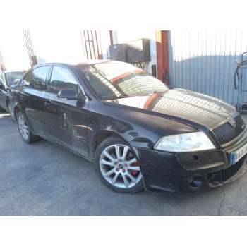 SKODA OCTAVIA BERLINA (1Z3)