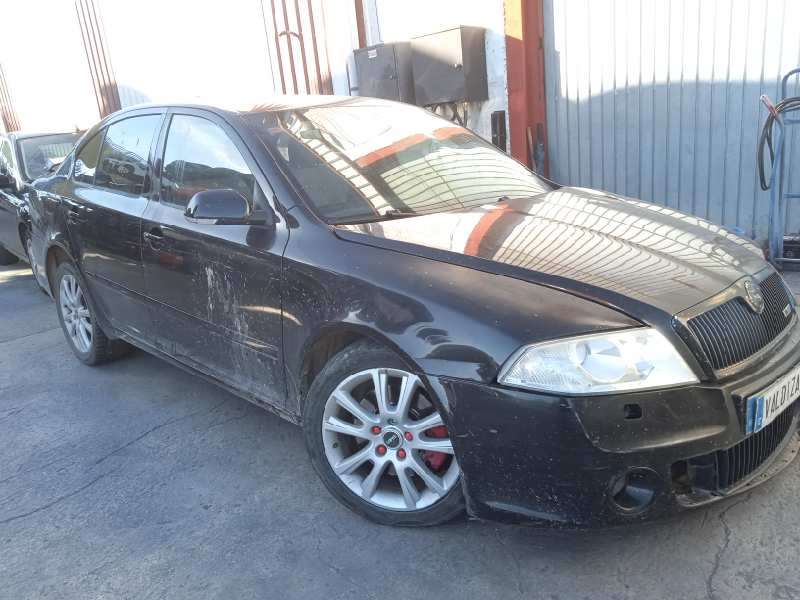 SKODA OCTAVIA BERLINA (1Z3)
