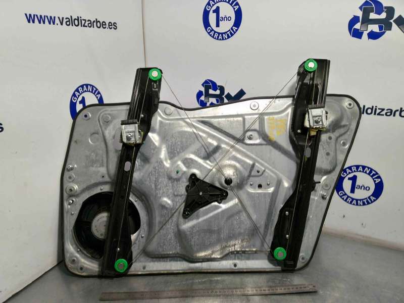 ELEVALUNAS DELANTERO IZQUIERDO 5N0837461 5N0959702D