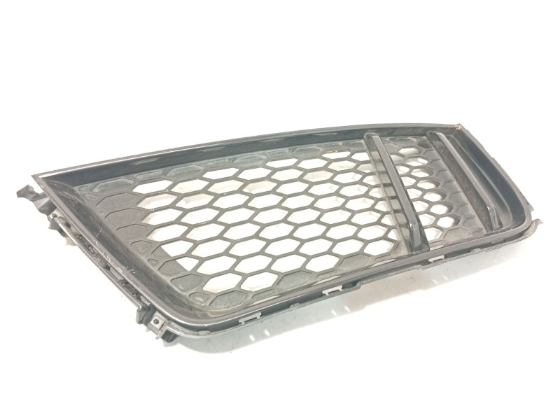 REJILLA PARAGOLPES DERECHA 4S0807698A 4S0807676ARN4 