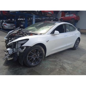 tesla model 3 del año 2020