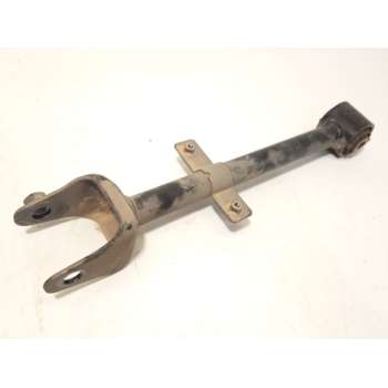 BRAZO SUSPENSION INFERIOR TRASERO DERECHO KB7W28500 