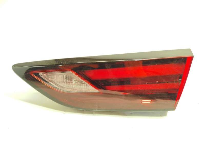 PILOTO TRASERO DERECHO INTERIOR 39032995 