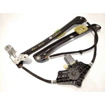 ELEVALUNAS DELANTERO DERECHO 5Q4837462H 0130822716 5Q0959802B