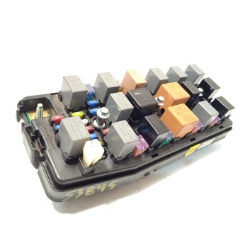 CAJA RELES / FUSIBLES NOREF 07256M