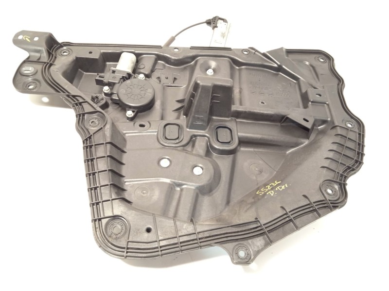 ELEVALUNAS DELANTERO DERECHO KD5358590 