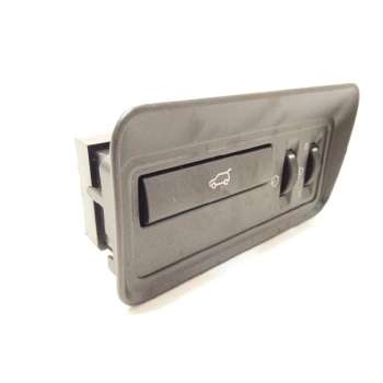 MANDO LUCES BJ3211654AB LR025942