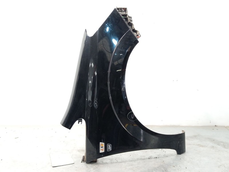 ALETA DELANTERA DERECHA 93184412 