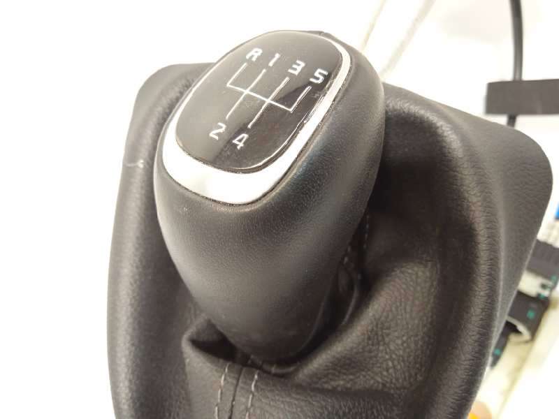 Recambio de palanca cambio para kia rio (yb) concept referencia OEM IAM 43700H8260WK 43794H8250 - Negro 2