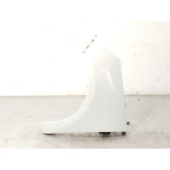 Recambio de aleta delantera izquierda para renault scénic iii (jz0/1_) 1.2 tce referencia OEM IAM 631015271R  