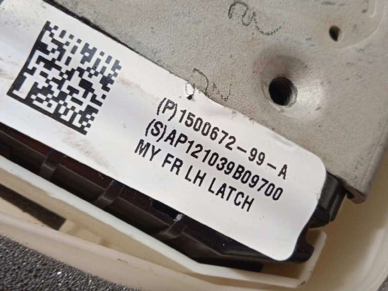 Recambio de cerradura puerta delantera izquierda para tesla model 3 referencia OEM IAM 150067299A - Blanco 4