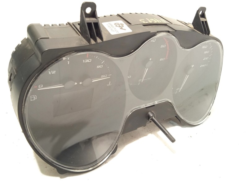 CUADRO INSTRUMENTOS 1P0920810J 