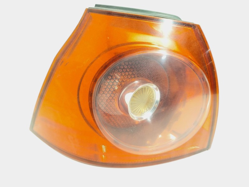 PILOTO TRASERO IZQUIERDO 1K6945095Q 89031704