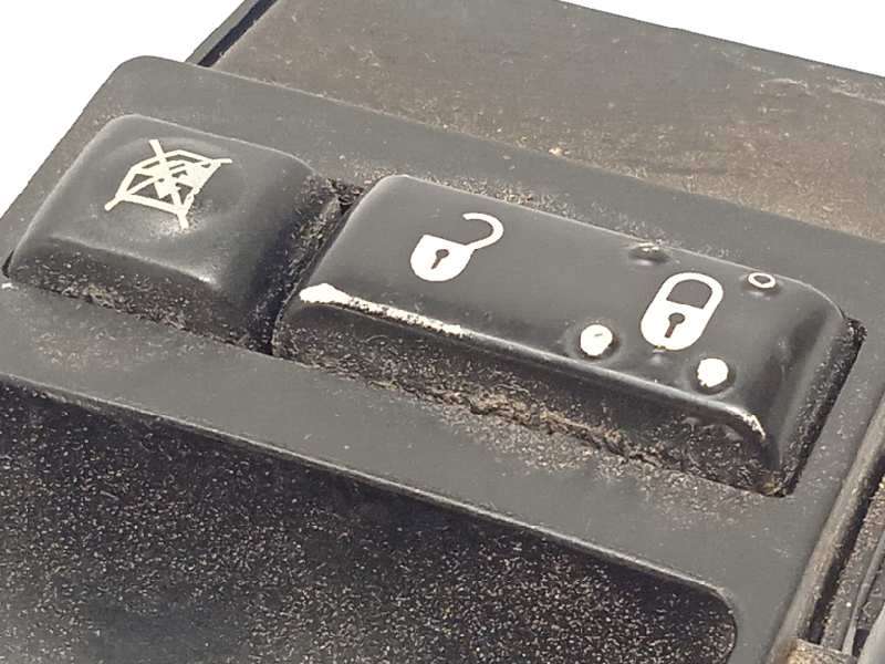 Recambio de mando elevalunas delantero izquierdo para chrysler 300 c 3.0 crd referencia OEM IAM 04602781AA K04602781AA 5