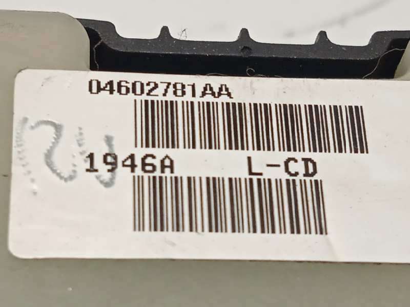 Recambio de mando elevalunas delantero izquierdo para chrysler 300 c 3.0 crd referencia OEM IAM 04602781AA K04602781AA 6