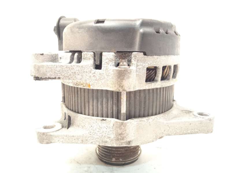 Recambio de alternador para kia carens iv 1.7 crdi referencia OEM IAM 373002A900  8400290 - Blanco 2