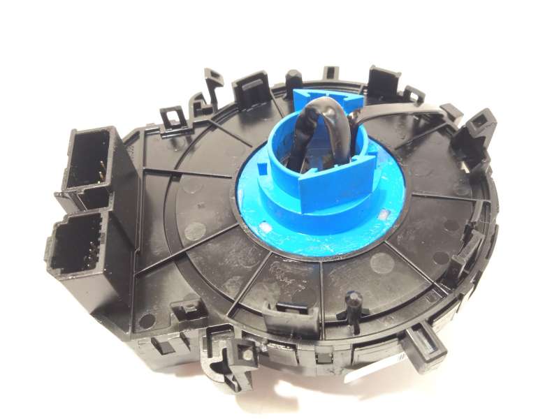Recambio de anillo airbag para kia carens iv 1.7 crdi referencia OEM IAM 93490A4110 - Blanco 2