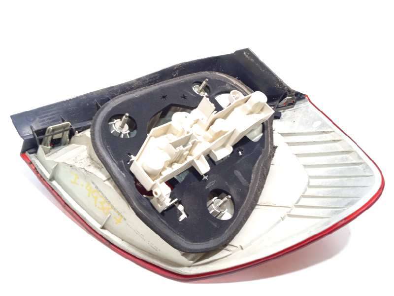 Recambio de piloto trasero izquierdo para bmw serie 1 berlina (e81/e87) 118d referencia OEM IAM 7164955 63217164955 - Blanco 4