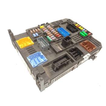 CAJA RELES / FUSIBLES 9819851280 28550129