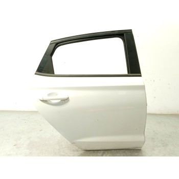 PUERTA TRASERA DERECHA 77004G4700 