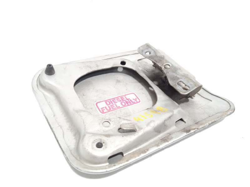 Recambio de tapa exterior combustible para chrysler 300 c 3.0 crd referencia OEM IAM K05065199AF  5065199AG 2