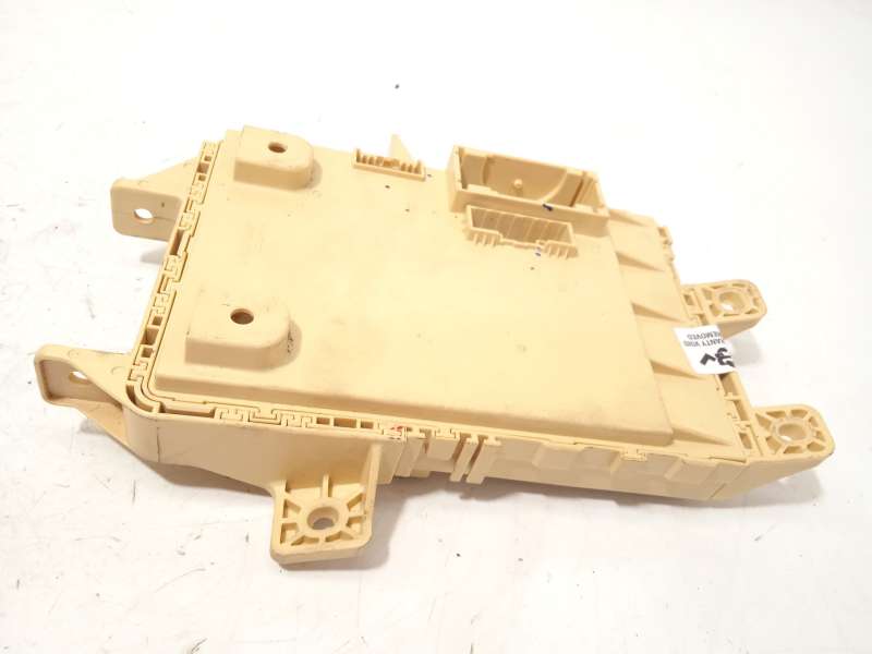 Recambio de caja reles / fusibles para kia carens iv 1.7 crdi referencia OEM IAM 91950A4510 - Blanco 3
