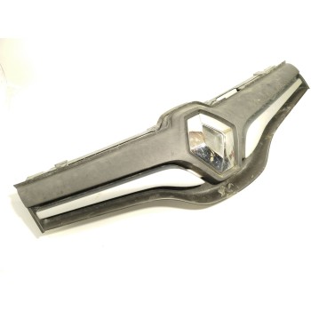 REJILLA DELANTERA 623101381R 