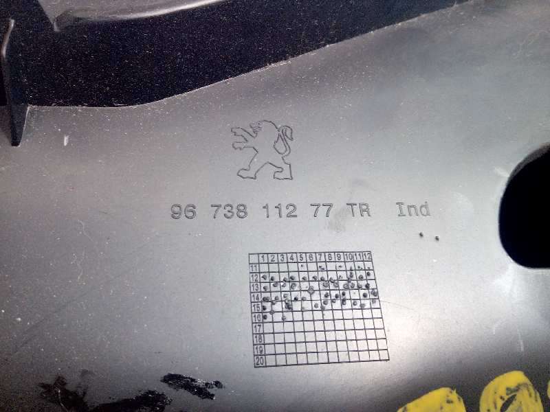 Recambio de guantera para peugeot 208 active referencia OEM IAM 9673811277 - Gris 3
