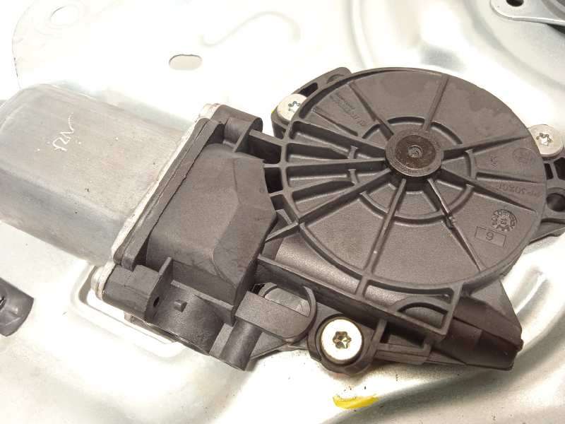 Recambio de elevalunas delantero derecho para kia sportage basic 4x2 referencia OEM IAM 824803U120 - Blanco 2