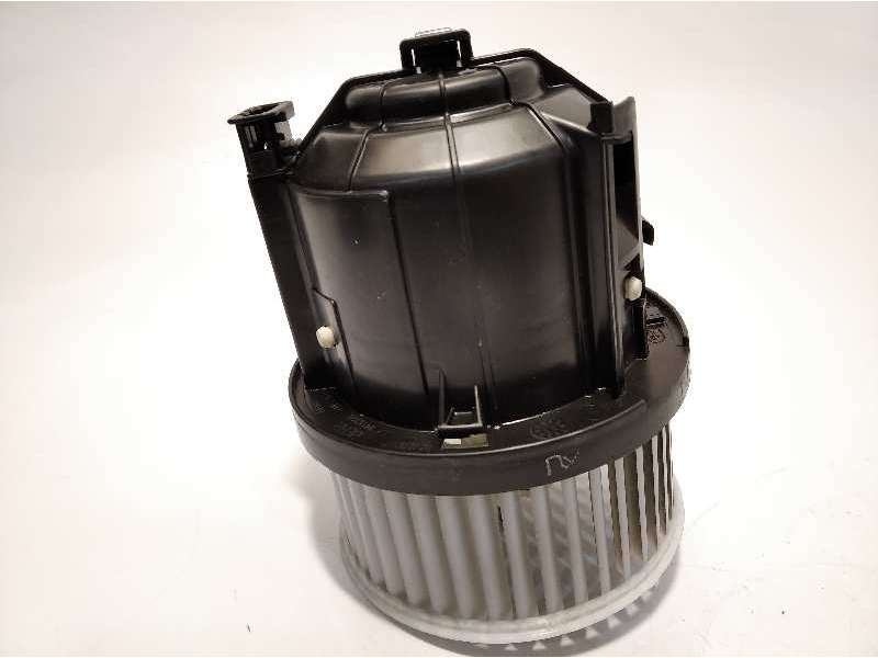 Recambio de motor calefaccion para land rover range rover evoque evoque hse referencia OEM IAM LR016627 4