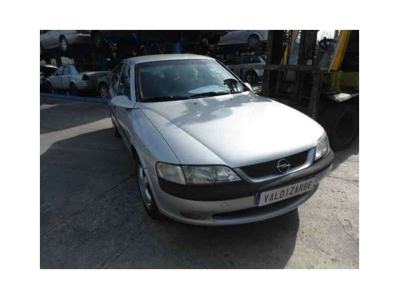 OPEL VECTRA B BERLINA