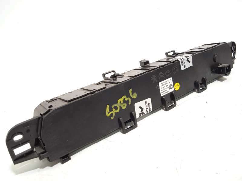 Recambio de mando climatizador para toyota proace verso 1.6 d-4d cat referencia OEM IAM 98081723ZD - Blanco 4