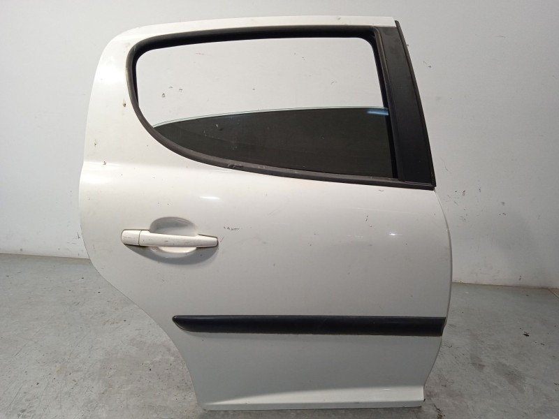 PUERTA TRASERA DERECHA 9008S6 