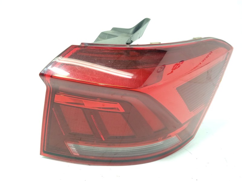 PILOTO TRASERO DERECHO 2GA945096A 