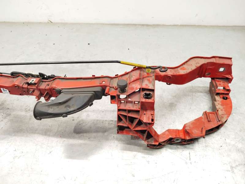Recambio de panel frontal para ford focus iii sedán 1.0 ecoboost referencia OEM IAM 1926039 F1EB8B041AB - Rojo 2