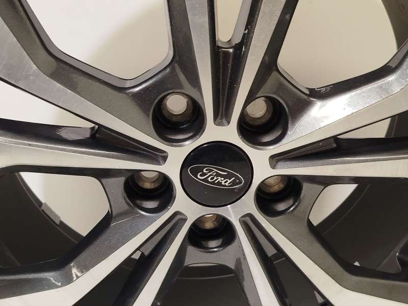 Recambio de llanta para ford tourneo courier 1.0 ecoboost referencia OEM IAM R2X61007BA 2660428 4
