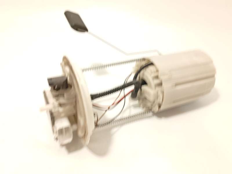 Recambio de bomba combustible para hyundai tucson (tl, tle) 1.6 gdi referencia OEM IAM 31110D7000 31113D7000 - Blanco 2