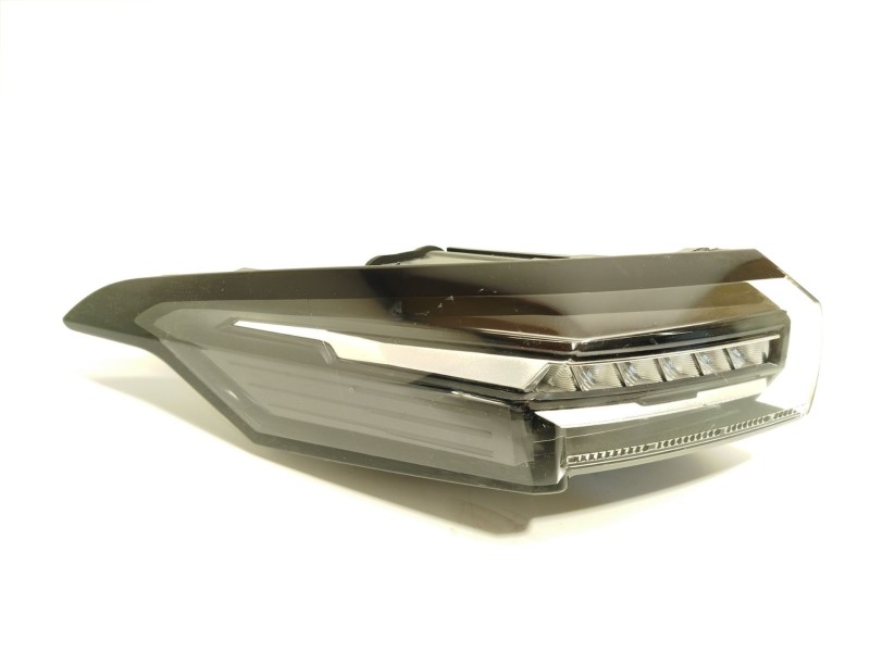 PILOTO TRASERO IZQUIERDO 9835299480 