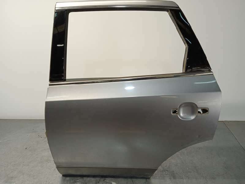 PUERTA TRASERA IZQUIERDA 770033J010 