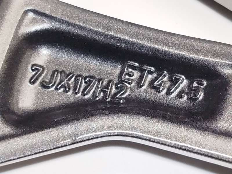 Recambio de llanta para ford tourneo courier 1.0 ecoboost referencia OEM IAM R2X61007BA 2660428 6