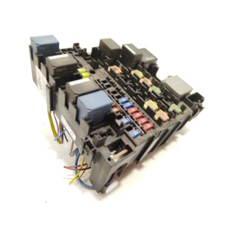 CAJA RELES / FUSIBLES 8V5T14K012AMF 